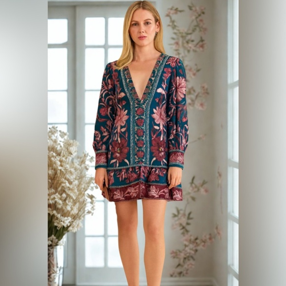 Farm Rio V-Neck Seashell Tapestry multi color Size S Mini Dress Balloon Sleeve